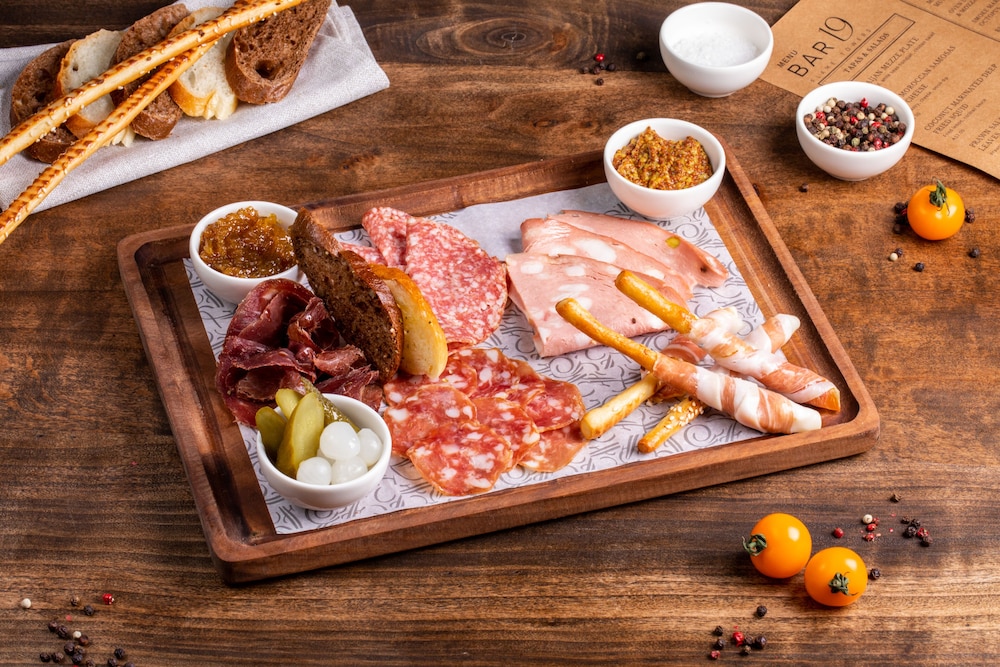 מזון ומשקאות