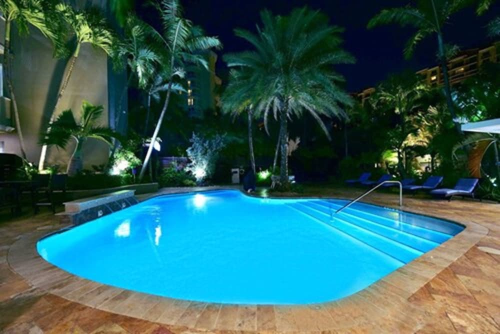 Sun Tower Hotel & Suites on the Beach - photo 14