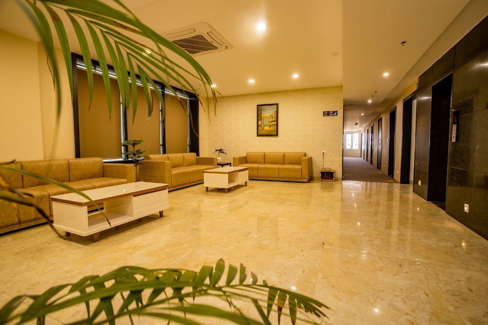 Hotel Aarunya Royale in Jodhpur, India