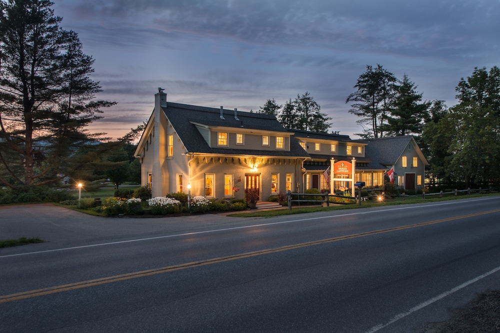 Brass Lantern Inn - photo 58