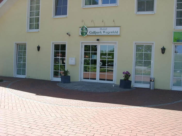 Golfhotel Wagenfeld — 4-Star Luxury Hotel in Wagenfeld, Germany