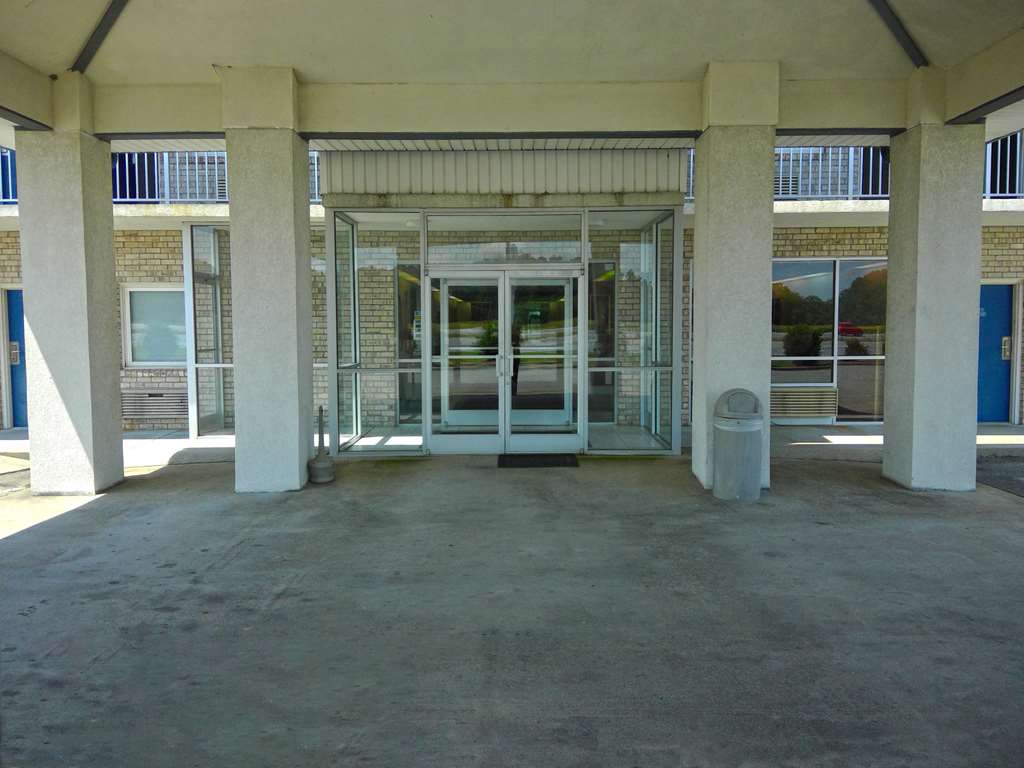 Americas Best Value Inn Kinston - photo 9