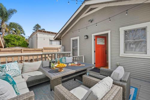 Endless Summer Cottage Patio AC Beach — 4-Star Luxury Hotel in San Diego, United States