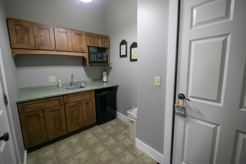 Nauvoo Temple House Hotel - photo 38
