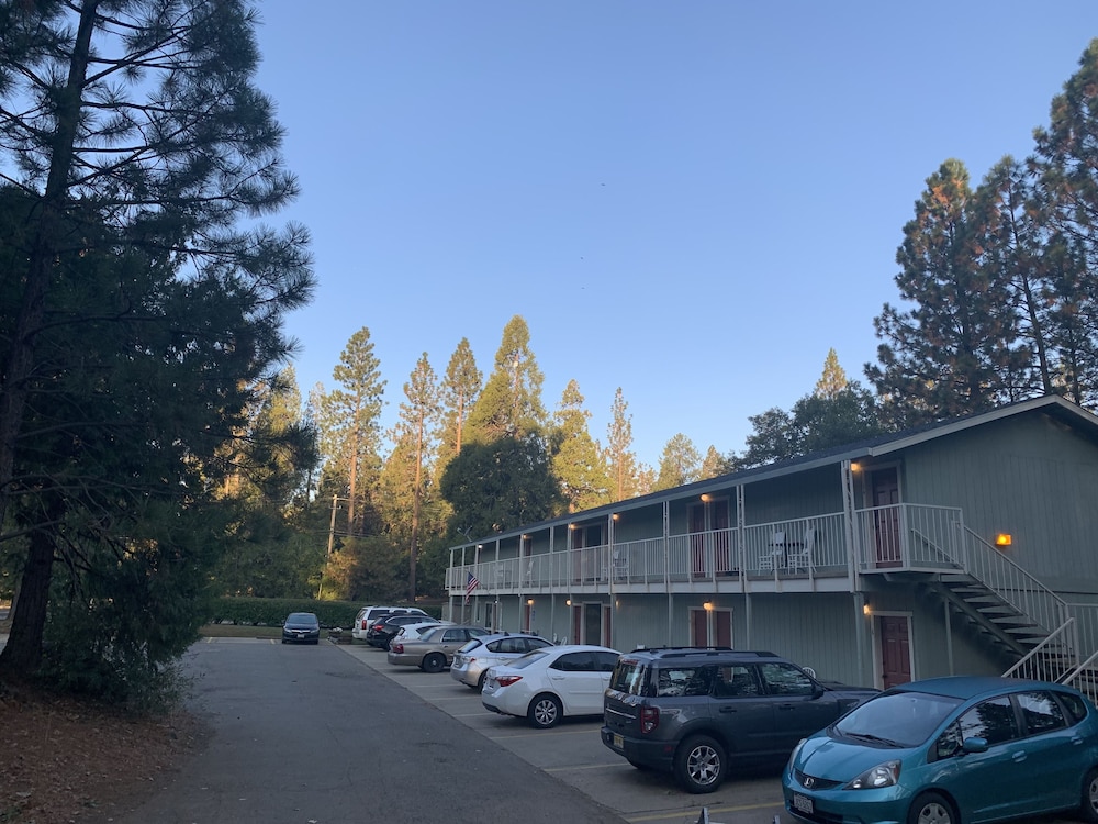 Brownsville Motel - photo 157