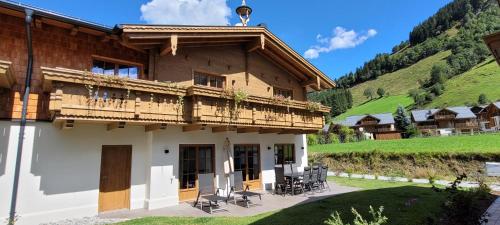 Hochalmbahnen Chalets Rauris 1 18 Maislaufeldweg 1t in Rauris, Austria