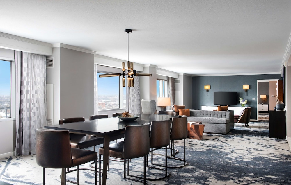 Hilton Baltimore Inner Harbor - photo 14