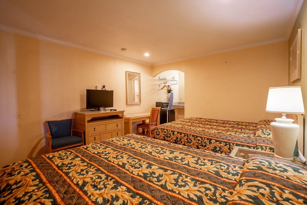 Sunstar Inn Los Banos near I 5 - photo 12