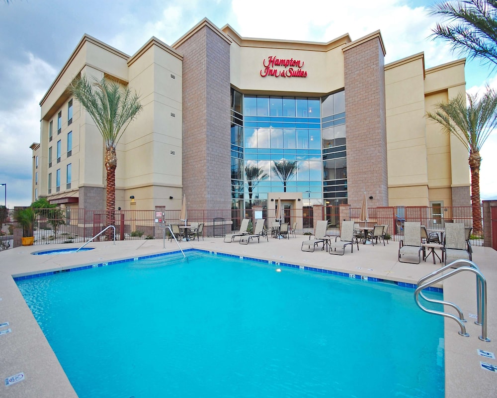 Hampton Inn & Suites Phoenix Gilbert - photo 43