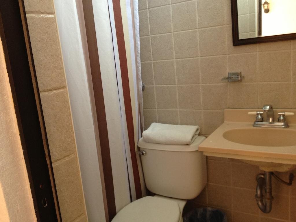 Hotel Rj - carbon neutral hotel in Celaya