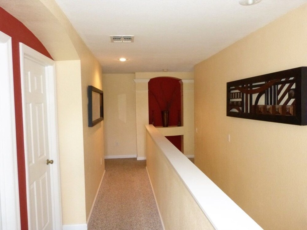 Stunning 6 Bedroom 4 Bath Pool Home in the Windsor Hills Resort - photo 36