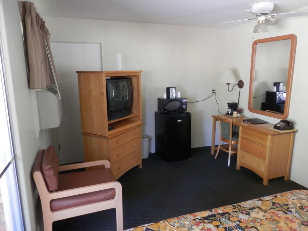 Skylark Shores Resort - photo 69