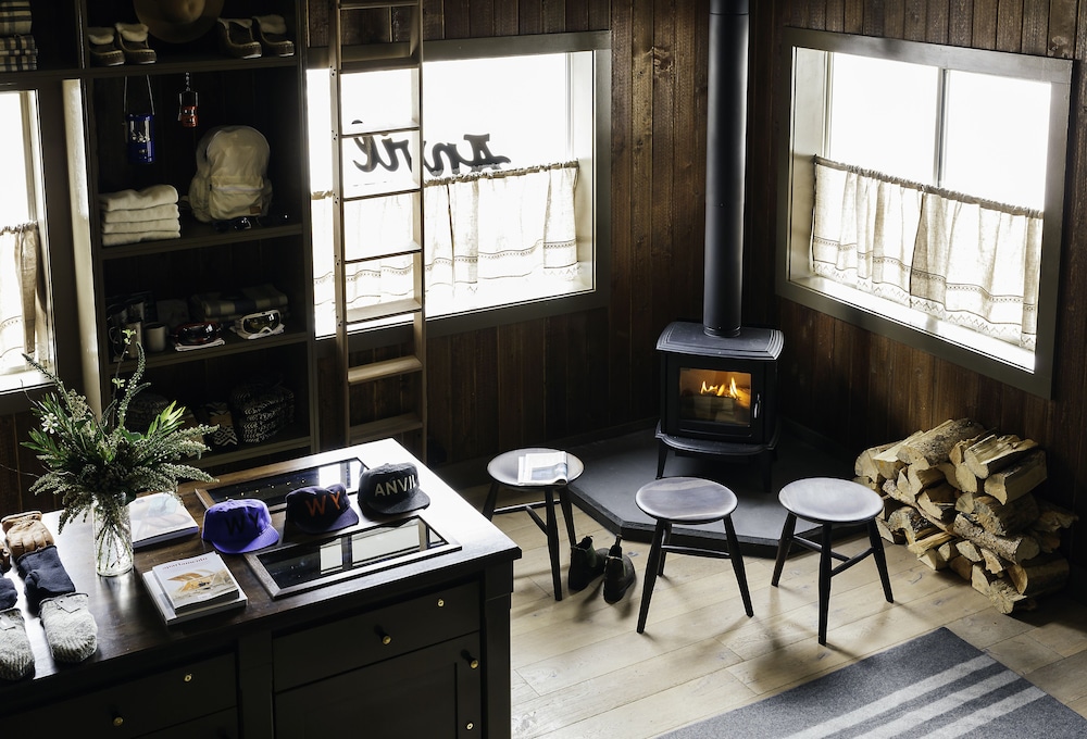 Anvil Hotel - featured photo