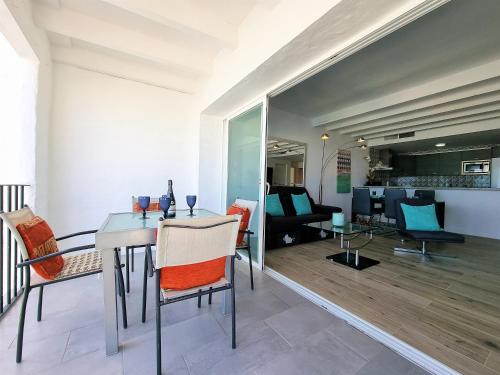2 Bedroom Frontline Puerto BanA s BEST views RDR299 — 4-Star Luxury Hotel in Marbella, Spain