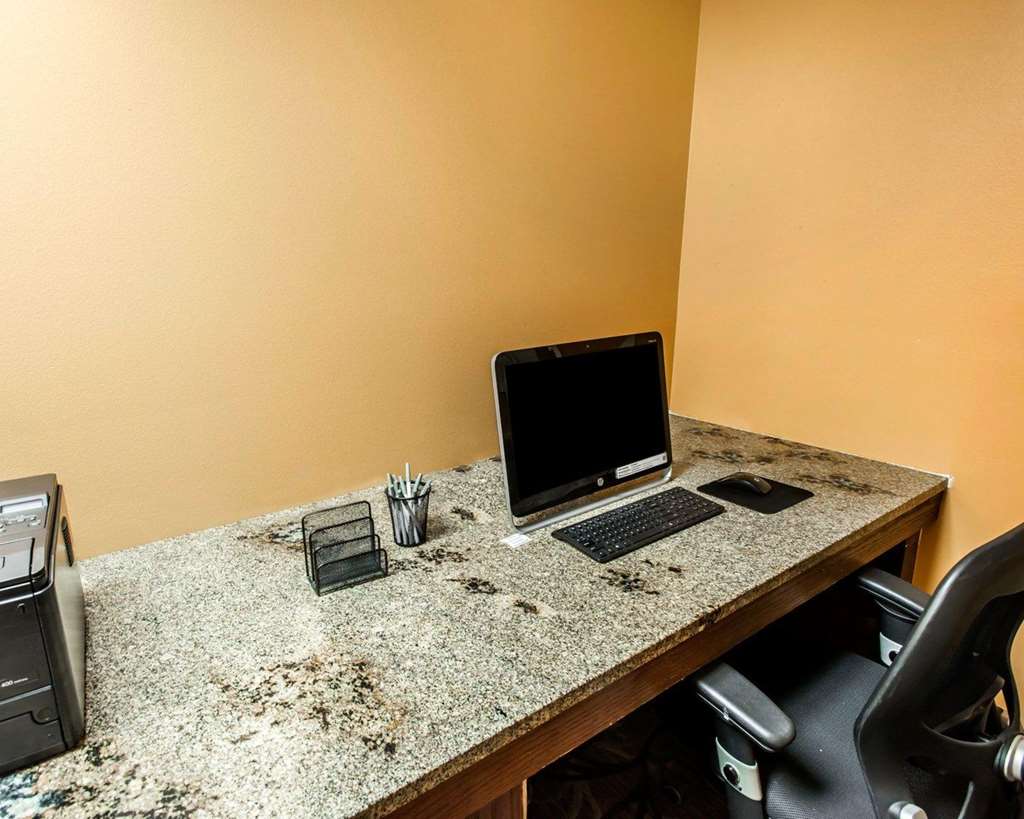 Quality Inn and Conference Center Greeley Downtown - photo 21