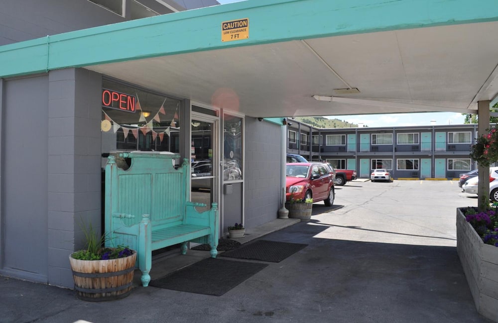 Budget Inn Express Downtown Helena - photo 18