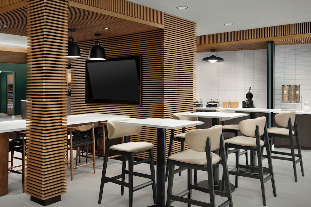 Fairfield by Marriott Inn & Suites Portland Newberg - photo 36
