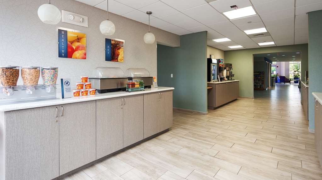 Best Western Fort Myers Inn & Suites - photo 16