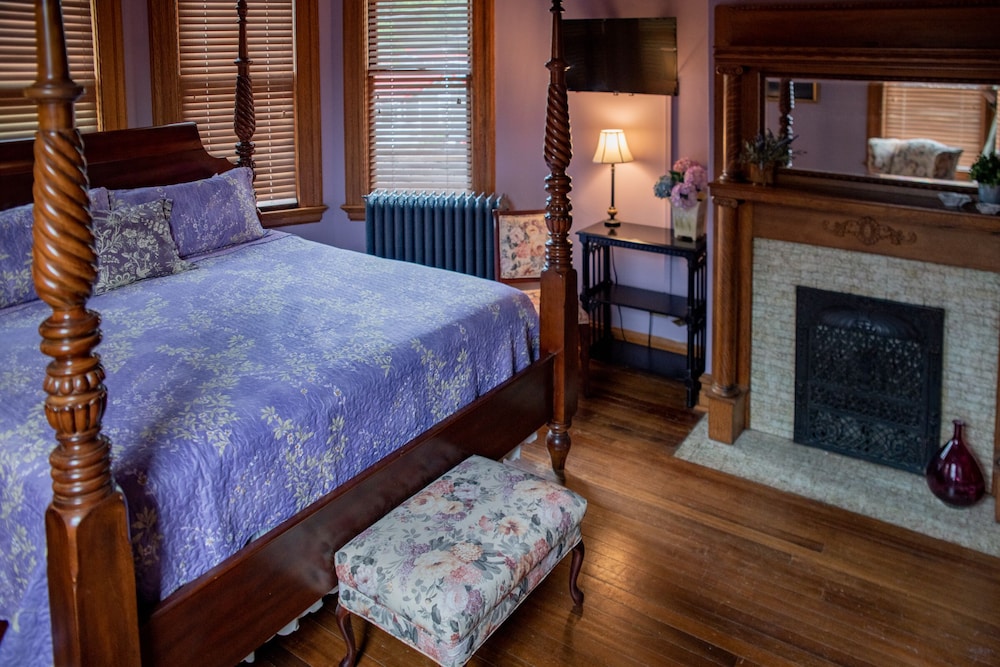 Elk River Hotel & Cafe - photo 30