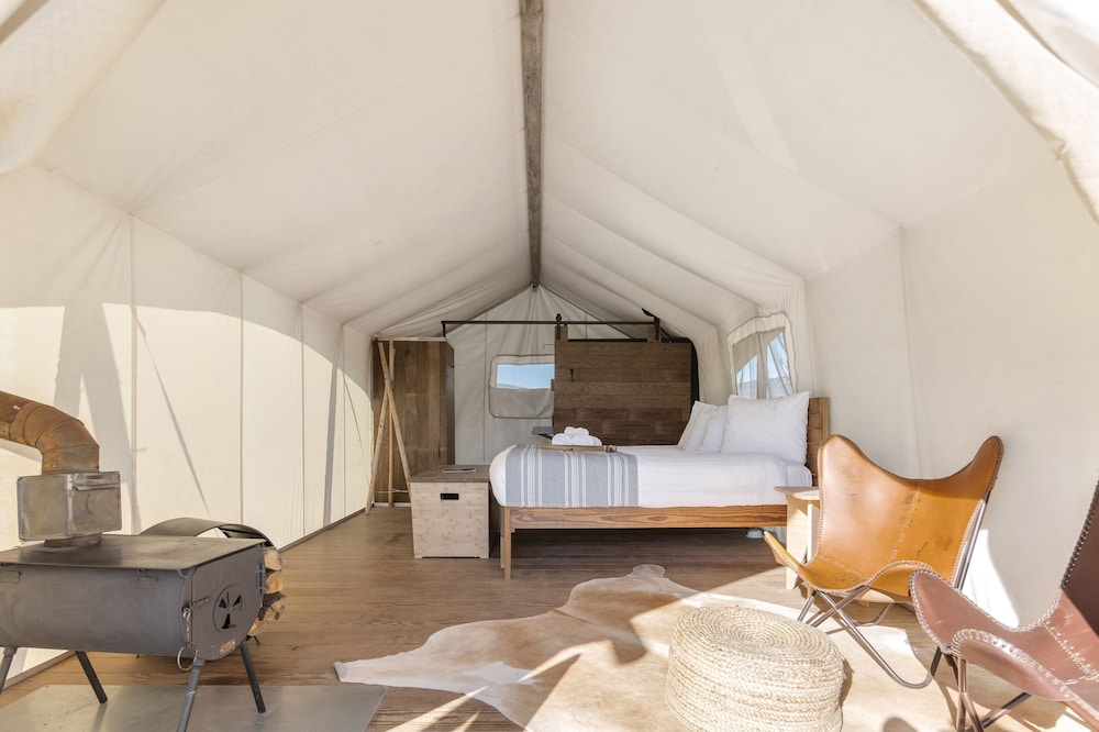Under Canvas West Yellowstone - photo 24