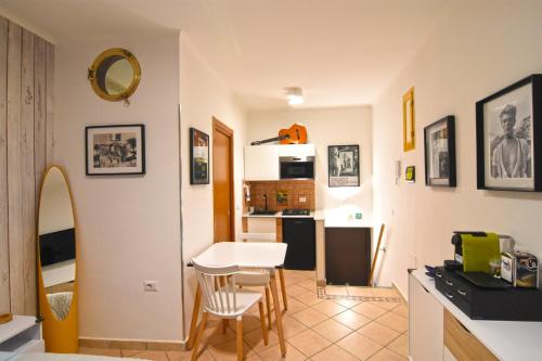 BlaBlaBla Apartment — 4-Star Luxury Hotel in Naples, Italy