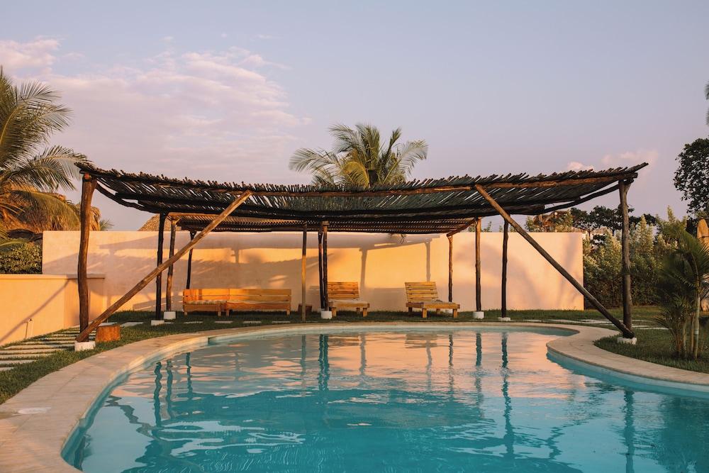 Hidden Wave in Puerto San Jose, Guatemala