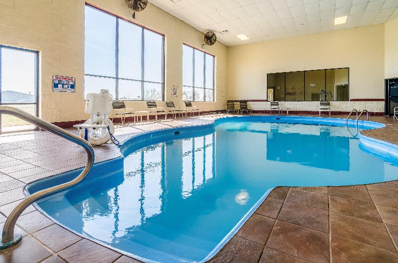 Red Roof Inn & Conference Center Wichita Airport - photo 47