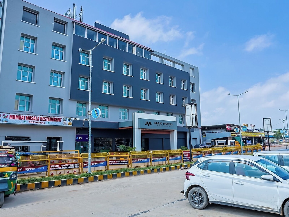 Max Hotels Prayagraj - carbon neutral hotel in Allahabad