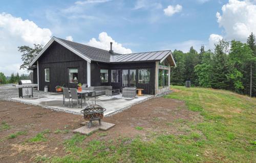 Cozy Home In Bengtsfors With Sauna — 4-Star Luxury Hotel in Bengtsfors, Sweden