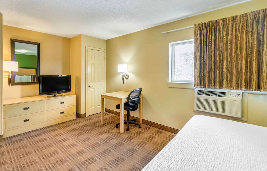 Extended Stay America Select Suites Destin US 98 Emerald Coast Pkwy. - photo 10