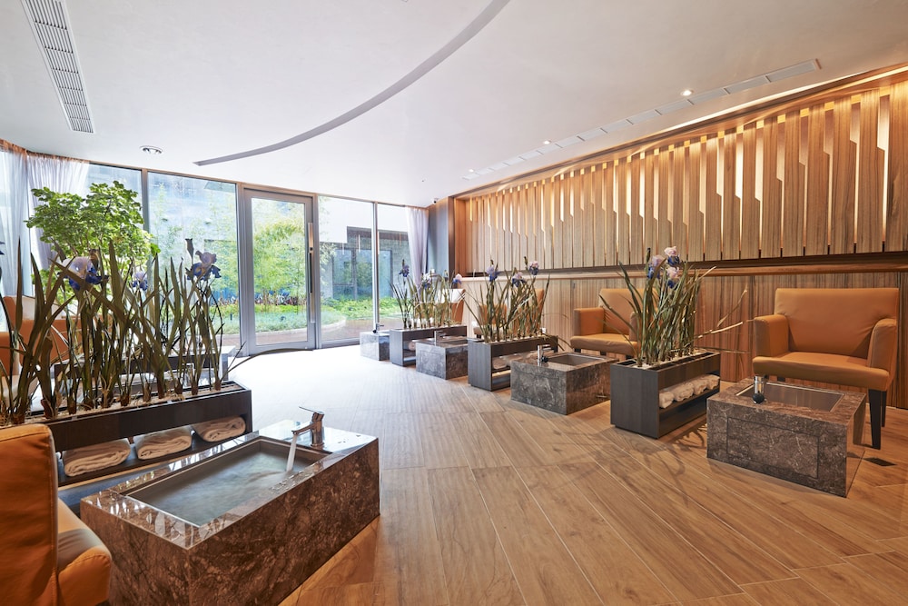 In Sky Hotel — 4-Star Luxury Hotel in Taichung, Republic of China Taiwan