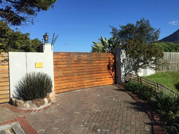 African Queen Guest House — 4-Star Luxury Hotel in Cape Town, South Africa