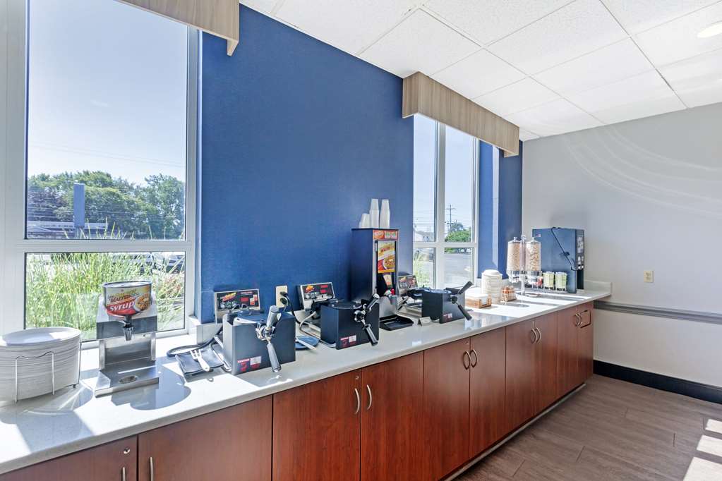 Best Western Summit Inn - photo 38