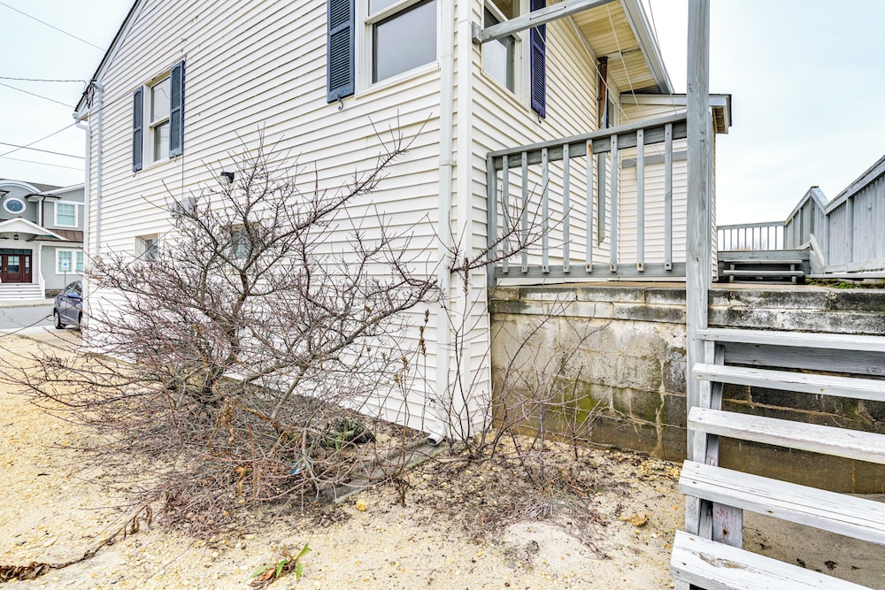 Beachfront Lavallette Home 2 Mi to Casino Pier - photo 14