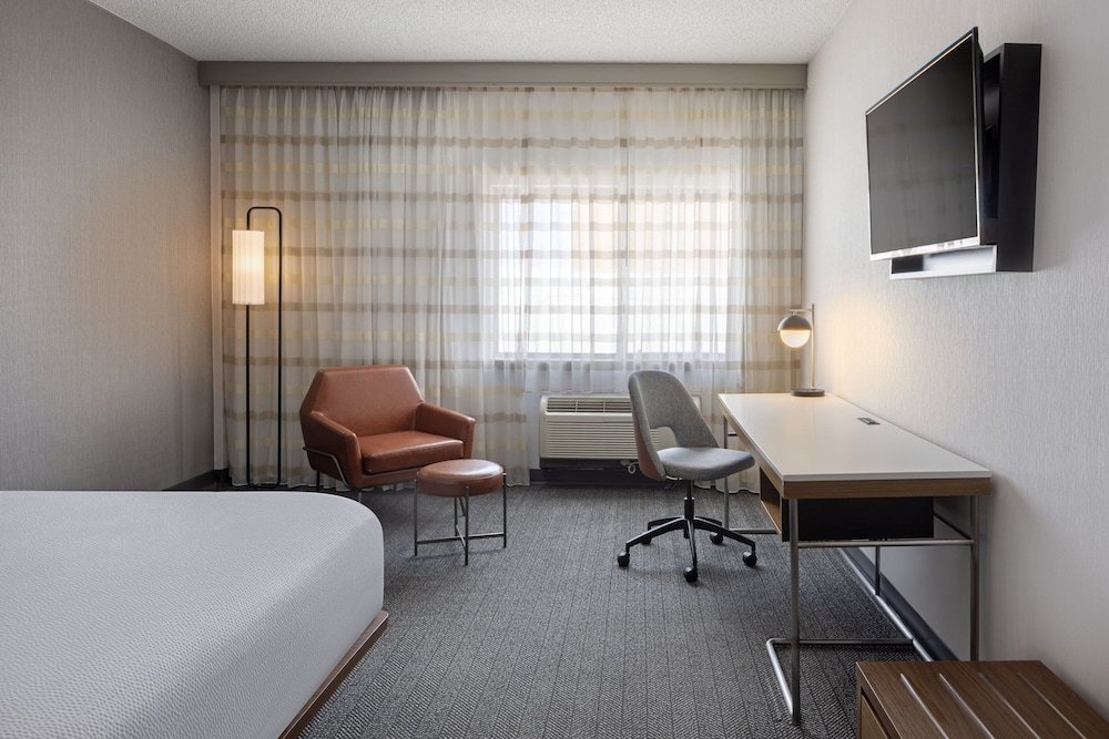 Courtyard by Marriott Santa Fe - photo 26