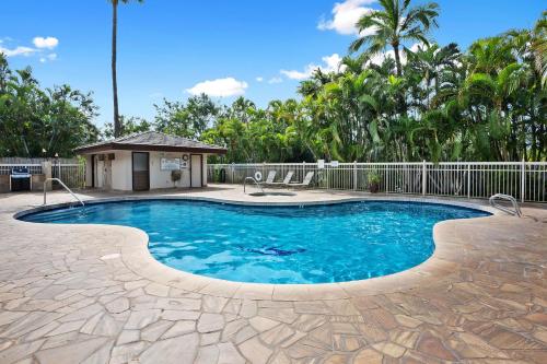 Walk to Beach from this Renovated Studio with King Bed and Resort Level Amenities — 4-Star Luxury Hotel in Wailea, United States