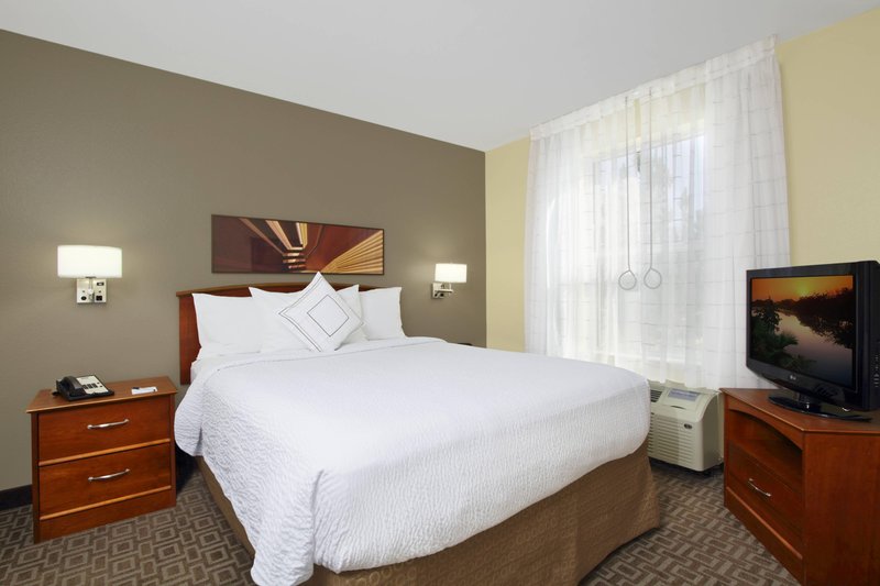 TownePlace Suites by Marriott Newark Silicon Valley - photo 2