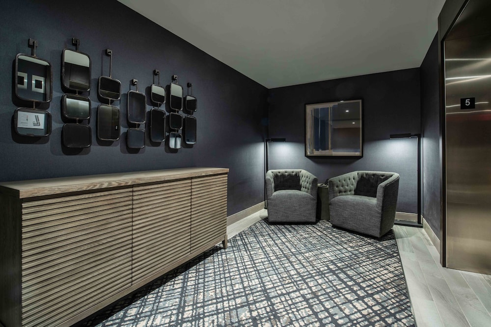 Holiday Inn Express Boston South Quincy - photo 47