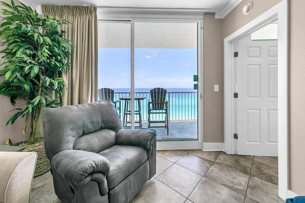 Majestic Beach Towers 2 1005 - photo 24