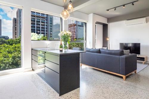 Apartment near Waterfront Rooftop Pool