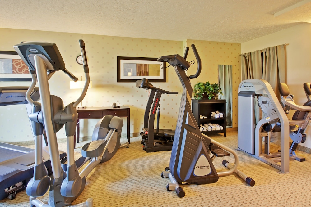 Holiday Inn Bloomington University Area by IHG - photo 20