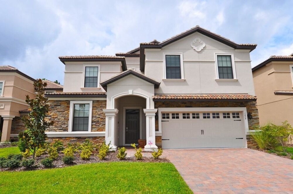 Fabulous 8 Bed 5 Bath Pool Home in Championsgate Golf Resort - photo 30