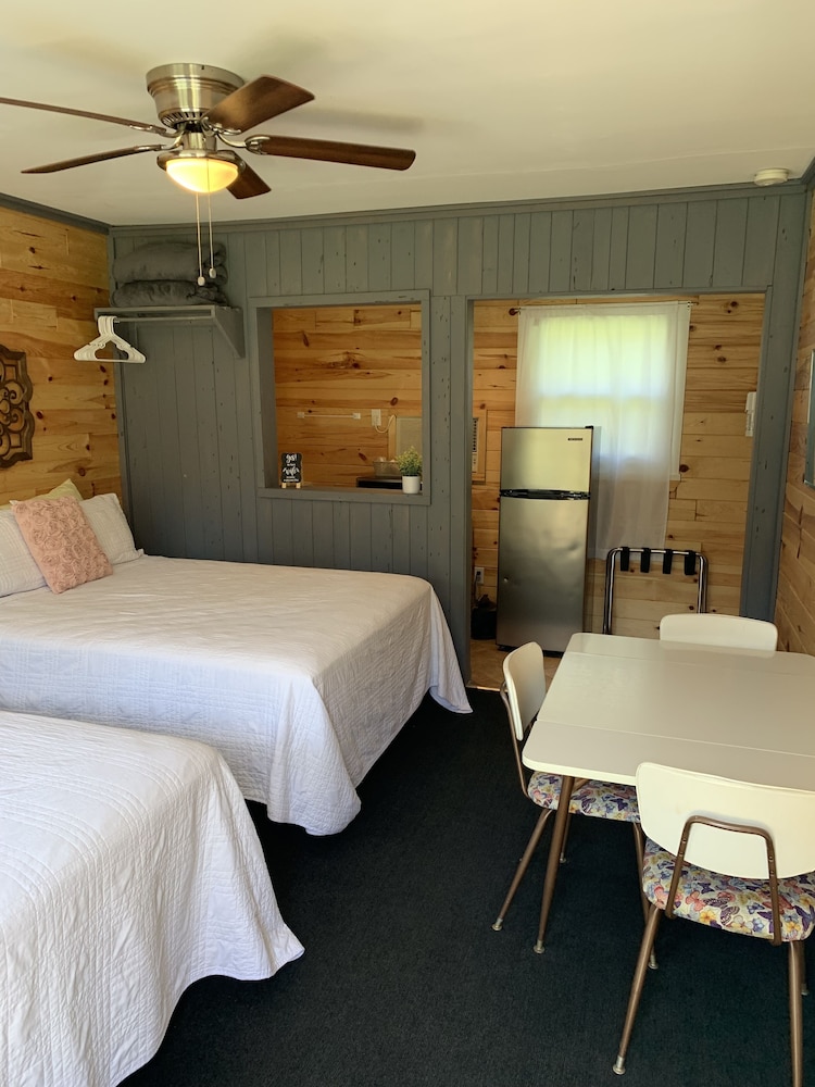Grand Lake Resort - photo 29