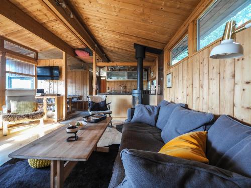 Lovely Cabin in the Capital Area with hot tube — 4-Star Luxury Hotel in Hafnarfjoerdur, Iceland