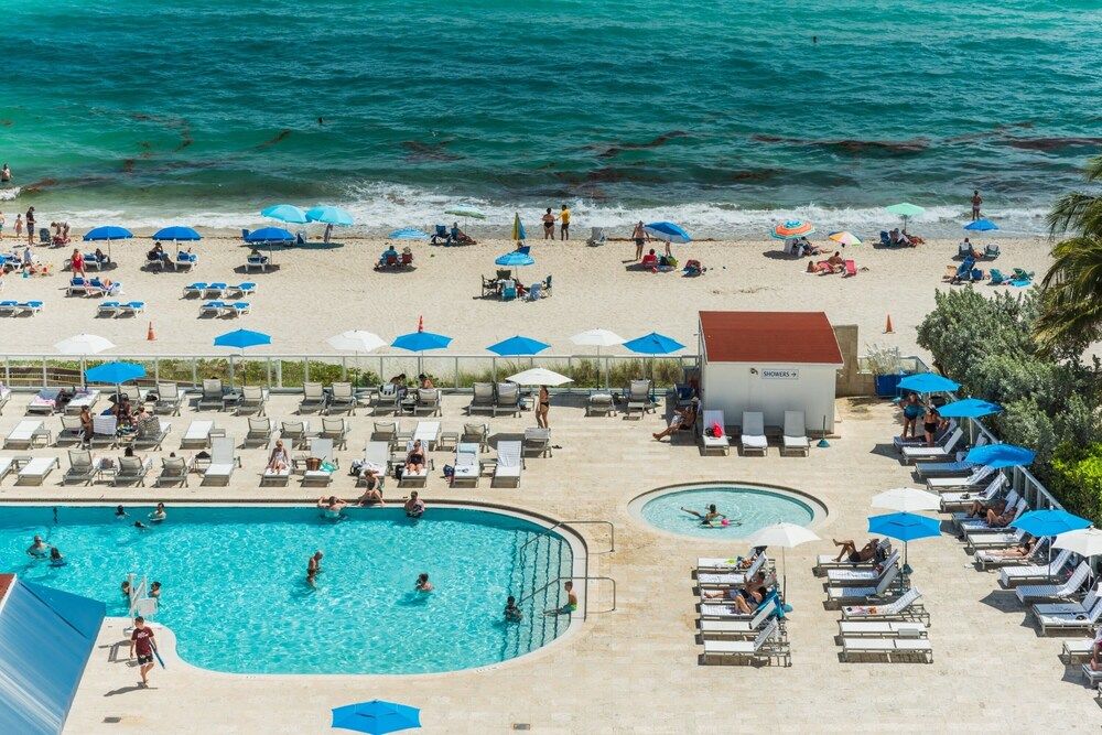 Marco's Beach Place - photo 11
