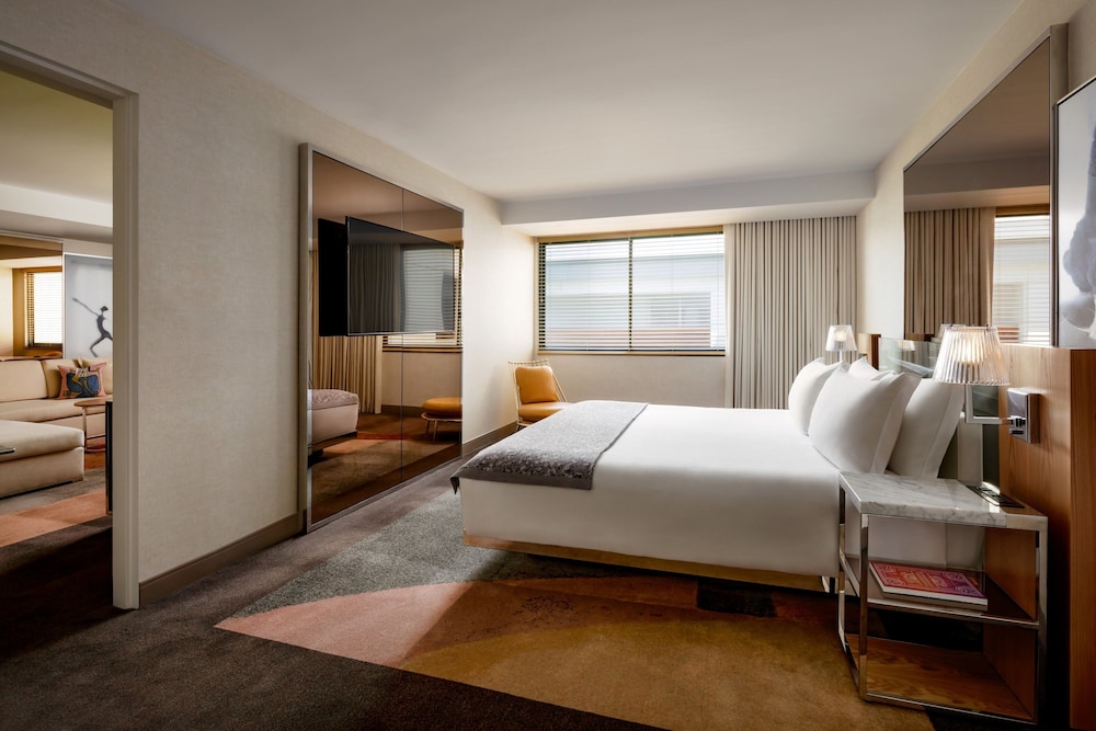 SLS Hotel a Luxury Collection Hotel Beverly Hills - photo 24