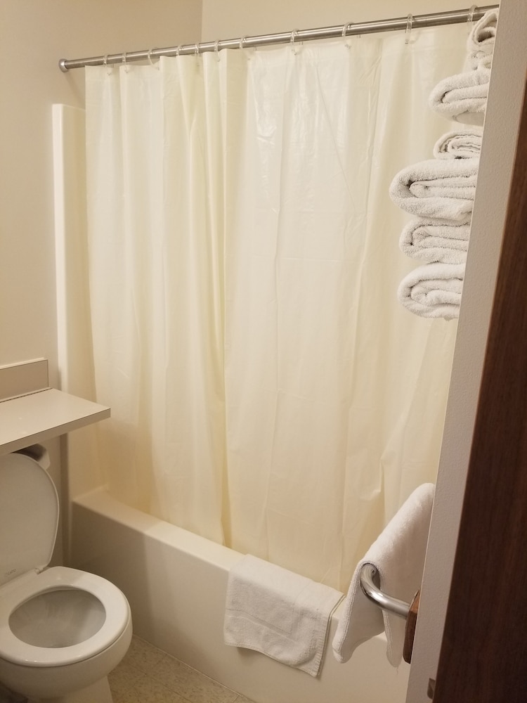 Lafayette Inn - photo 41