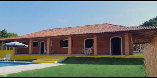 Belíssima Chácara de Alto Padrão em Boituva