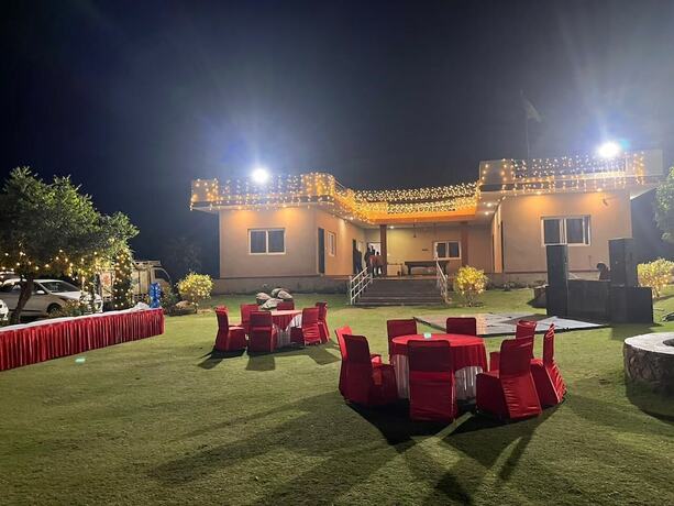 Gurugram Aravali Farmhouse — 4-Star Luxury Hotel in Sohna, India
