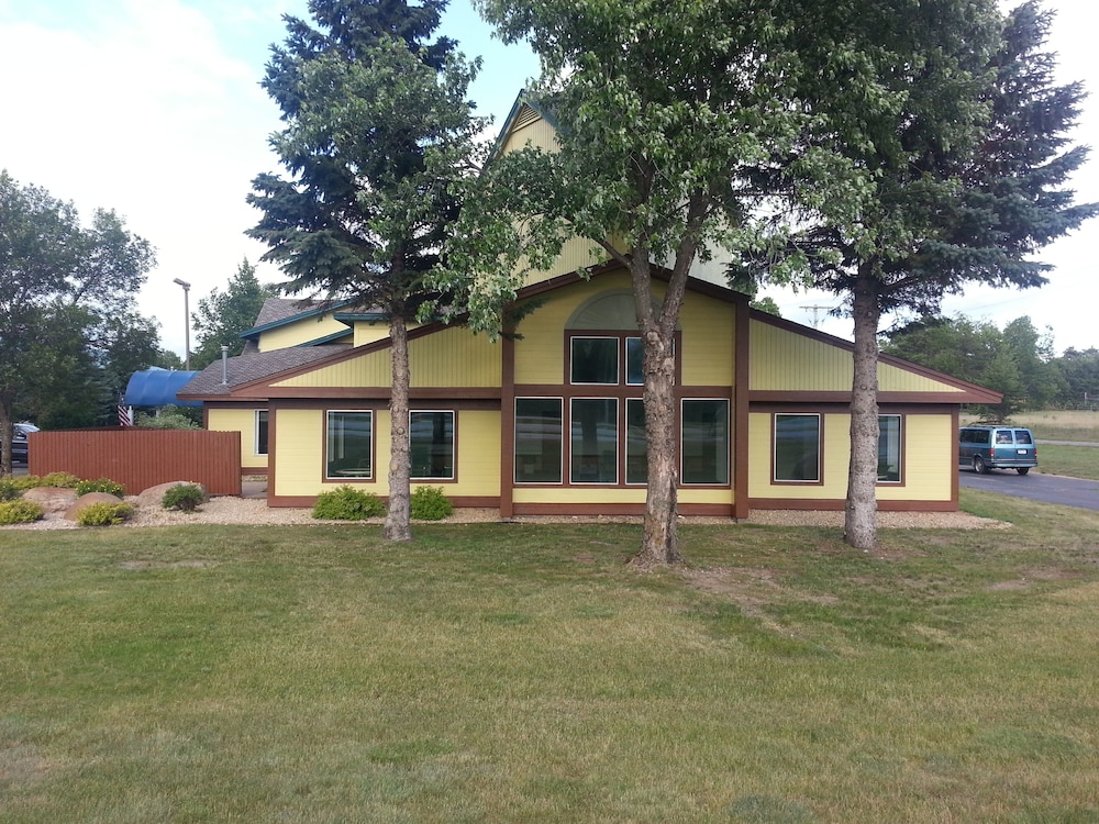 Nisswa Hotel and Suites - featured photo